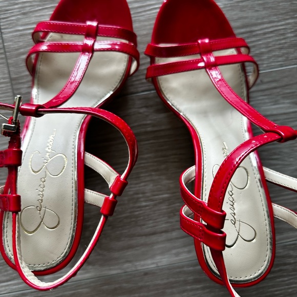 HOT 🔥🔥 Jessica Simpson, red wedge sandal, LIKE NEW. size 7.5 - Picture 2 of 3